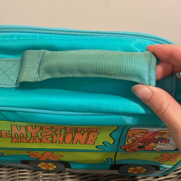 THERMOS Novelty Lunch Kit, Scooby Doo and the Mystery Machine - Picture 6 of 6